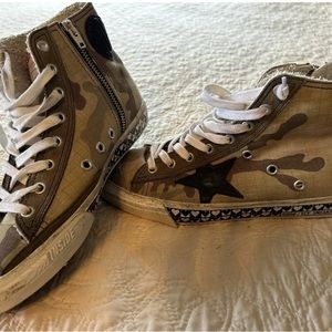 Hi top golden goose shoes